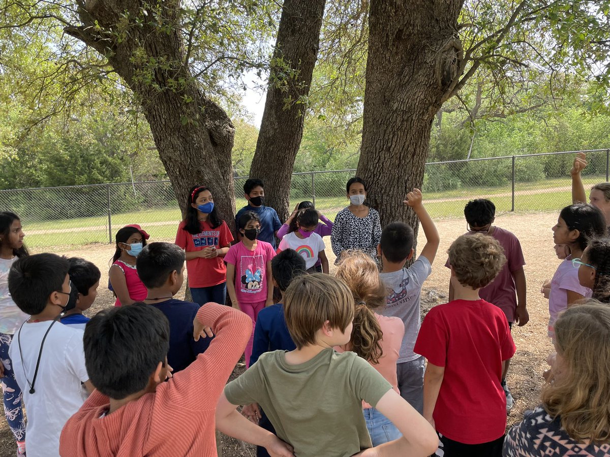 Lindsay Whaley tweet media