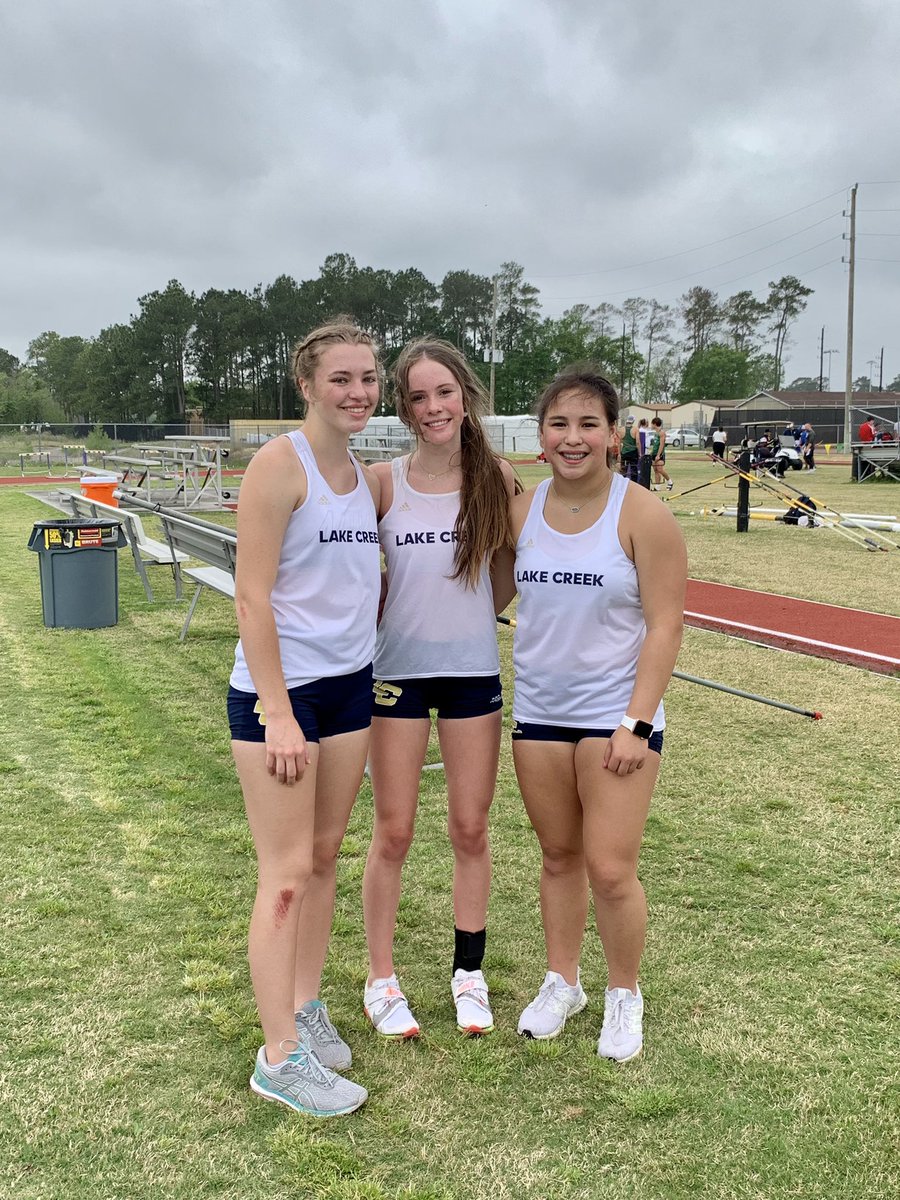 District 20-5A Pole Vault 
District Champion
1-Lucy DeWolf 🥇 9’0
2-Abby Carswell 🥈 8’6 PR
3-Kiah Lerma 🥉8’6 PR
#FindAWay🦁