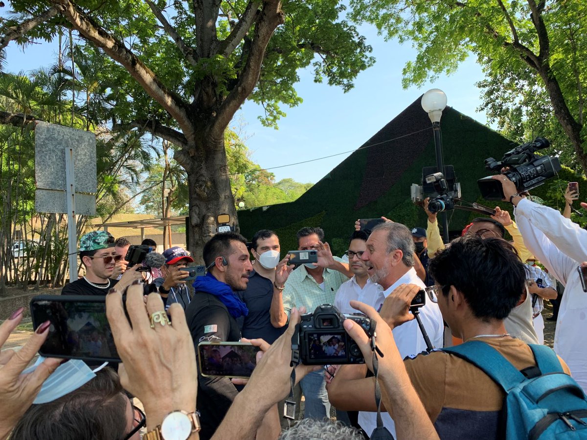 Esta mañana se realizó la #RuedaDePrensa de 🏃#SuperHuman🏃

Gracias a las autoridades y medios de comunicación que nos acompañaron

#InvítalosATabasco #LaOCVTeAyuda #VisiteTabasco #TurismoDeportivo

<a href="/Turismo_Tabasco/">Secretaria de Turismo y Desarrollo Económico</a> <a href="/GobCentro/">Ayuntamiento de Centro</a> <a href="/DanielAlmanzaG/">Daniel Almanza</a> <a href="/AMHMT/">Hoteles Tabasco</a>