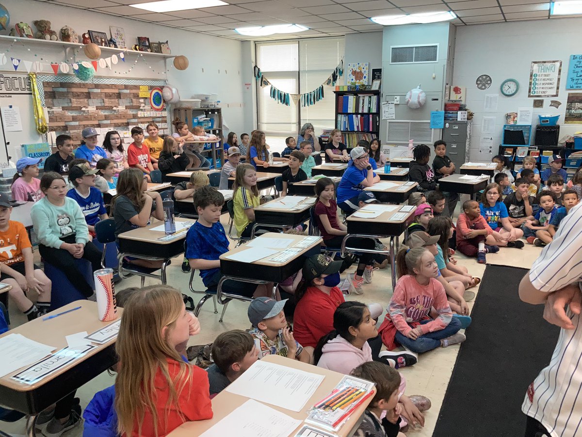 Carroll-Oakland Elementary is getting ready for testing and their theme this week was baseball so the Seniors stopped by this morning to give them a little motivation.