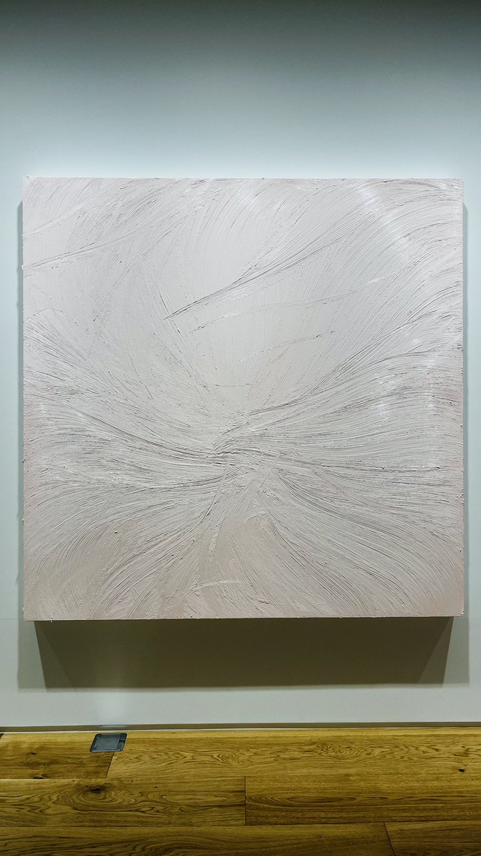 ArtBook_Comi's tweet photo. 2022.04.02

제이슨 마틴 (Jason Martin)
수렴 Convergence

📍타데우스 로팍 서울
📍Thaddeus Ropac Seoul in Korea

#서울갤러리 #현대미술 #ContemporaryArt #AbstractArt #museumarchive #exhibition #artwork https://t.co/1Zizp5vUbf