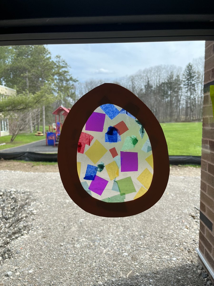 DonnaK_AC3s's tweet photo. Let the sun shine in. #AC3s create egg-citing window art @ACSRochester @michelle_feiss #earlychildhood https://t.co/UOkcgmNN6G