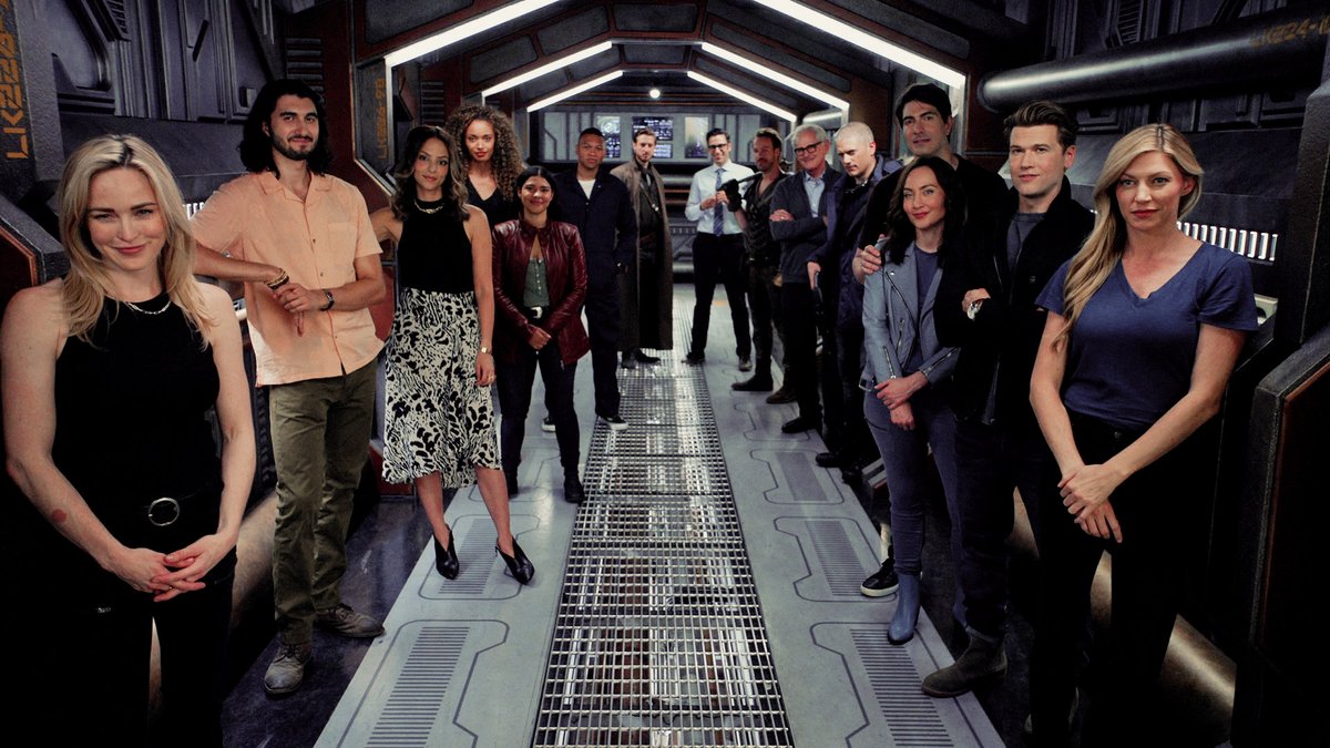 lotscreenshots's tweet photo. #RenewLegendsOfTomorrow https://t.co/75LYzATxDx