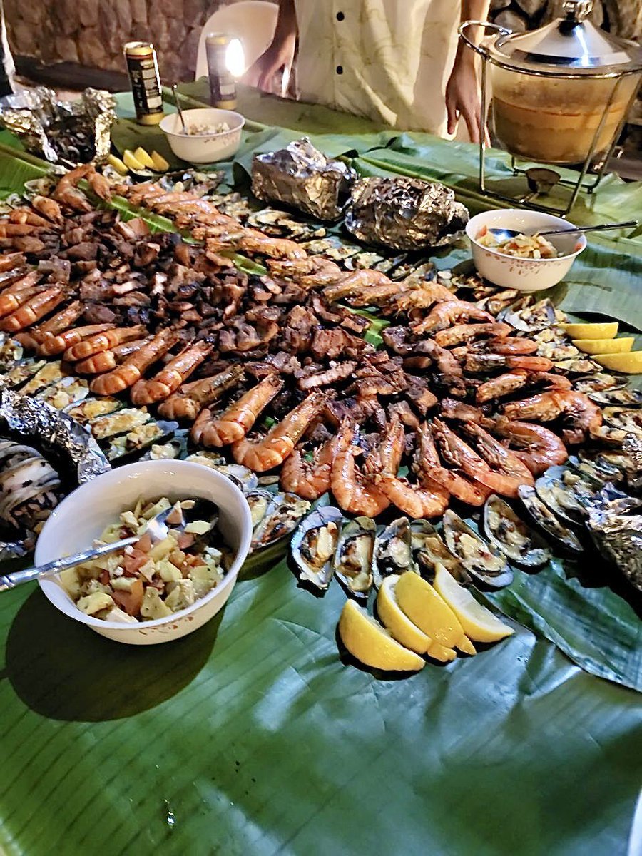 adobocorn's tweet photo. Good food + great company = chefβs kiss π #boodlefight. #ChefKim π©βπ³ https://t.co/2IaoOCEaEX