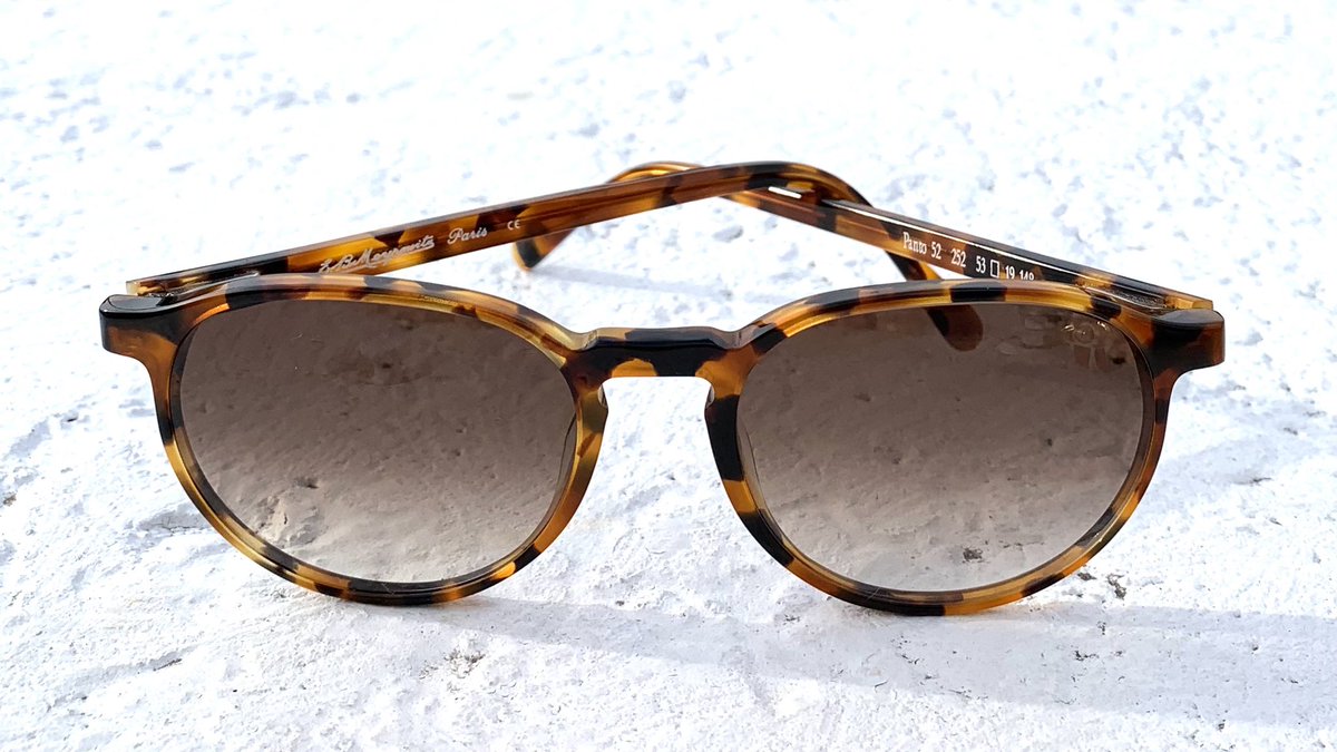 MeyrowitzParis's tweet photo. Retrouvez les lunettes Meyrowitz en ligne https://t.co/ZB3YxjnN6i https://t.co/M7xCgAN5tV