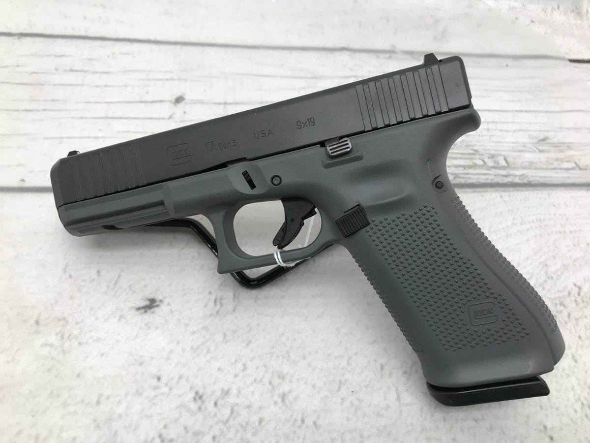 tradepostpawn's tweet photo. Just in!
It's like a Block Party, but instead it starts with G!
#pewpewlife #glockparty #ndamendment #freedom #colors #decisionsdecisions #youcanneverhavetoomany #tradingpostpawn https://t.co/AZBTgkah8M