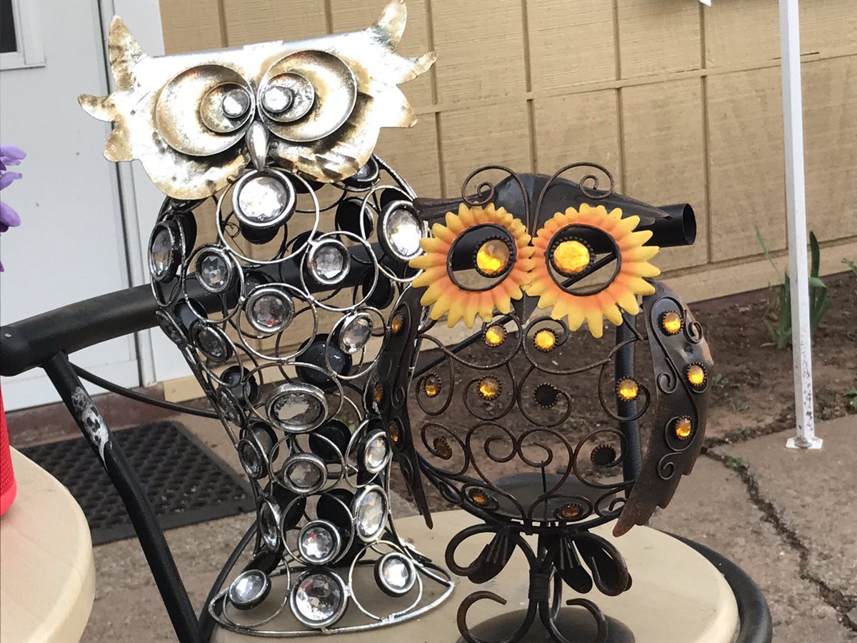 These <a href="/dudes/">dudes</a> are crippling me out right now.