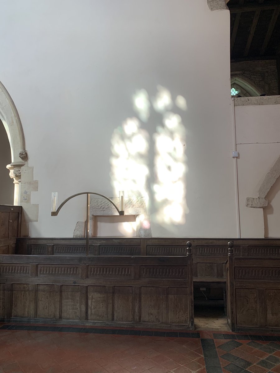 Barb_Drummond's tweet photo. #LightInChurches #Deerhurst https://t.co/7pAkrOF78g