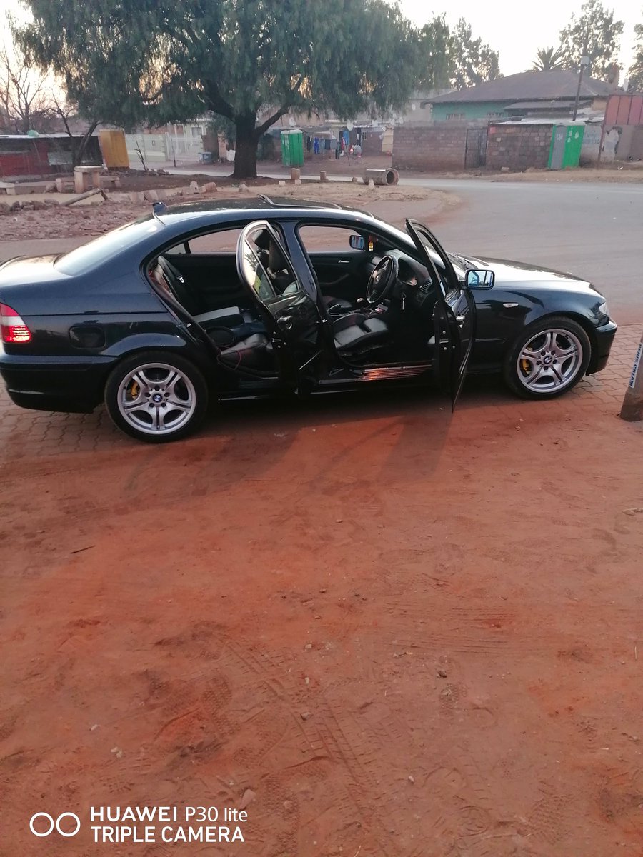FannyMboweni1's tweet photo. For sale guys if interested DM me for price... Still fresh https://t.co/5SWXd1M1s8