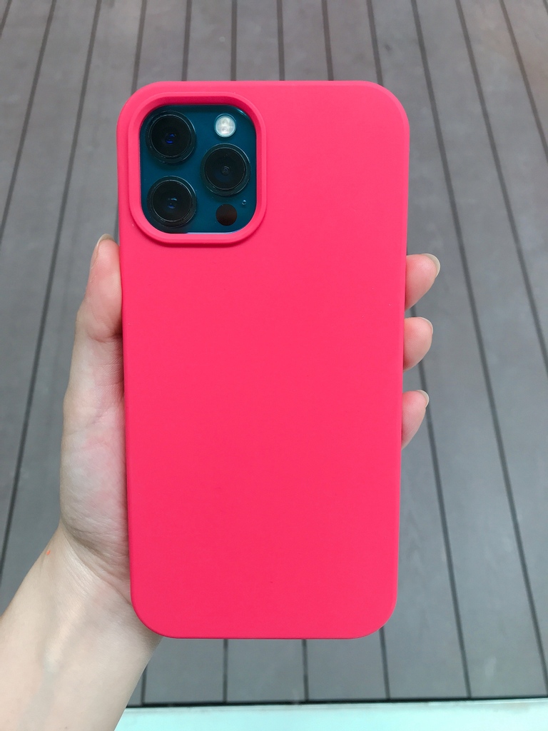 IceSword_us's tweet photo. 😍 Berry 😍.
Silicone case from 11 to 13 pro Max!! .
check out our website now https://t.co/ddG93LbyBH🥰🥰❤️ https://t.co/1TxPMWiDXG