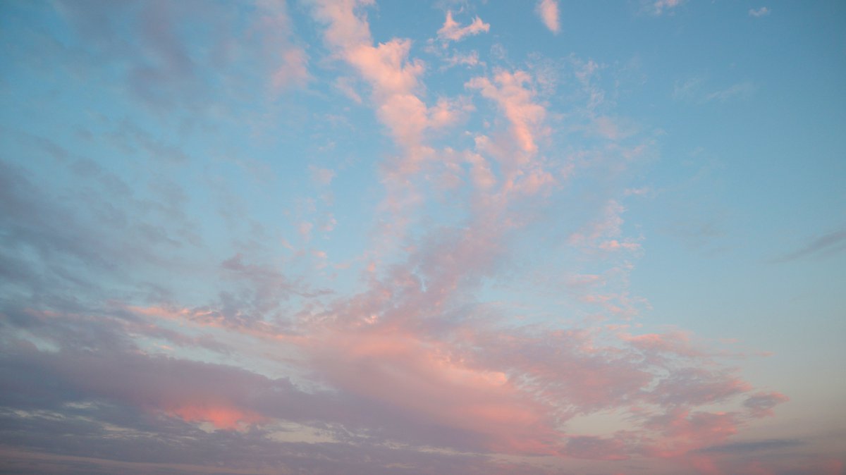 GamezWorks's tweet photo. Have a beautiful evening!
https://t.co/gx2uB45xEb
#NFT #NFTCommunity #nftart #nftphotography #NFTartist #nftphoto #NFTphotographers #NFTphotograph #nftcollector #OpenSeaNTF #OpenSeaCollection #OpenSeaCommunity https://t.co/Xg6zdF0RVT