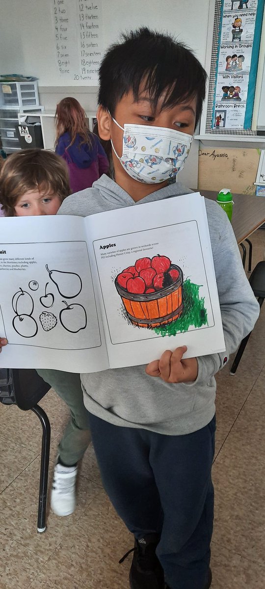 AITCPEI's tweet photo. Part 2!
I have discovered yellow potatoes are more popular than red potatoes in the last two days.
Once again thank you to our supporters who donated every prize. 
ADL #dfpei . #bluecow .
#AgEducation 
#OurFoodOurStory 
@AITCCanada  they enjoyed the #GCFT22 https://t.co/SeSqJgVQPK