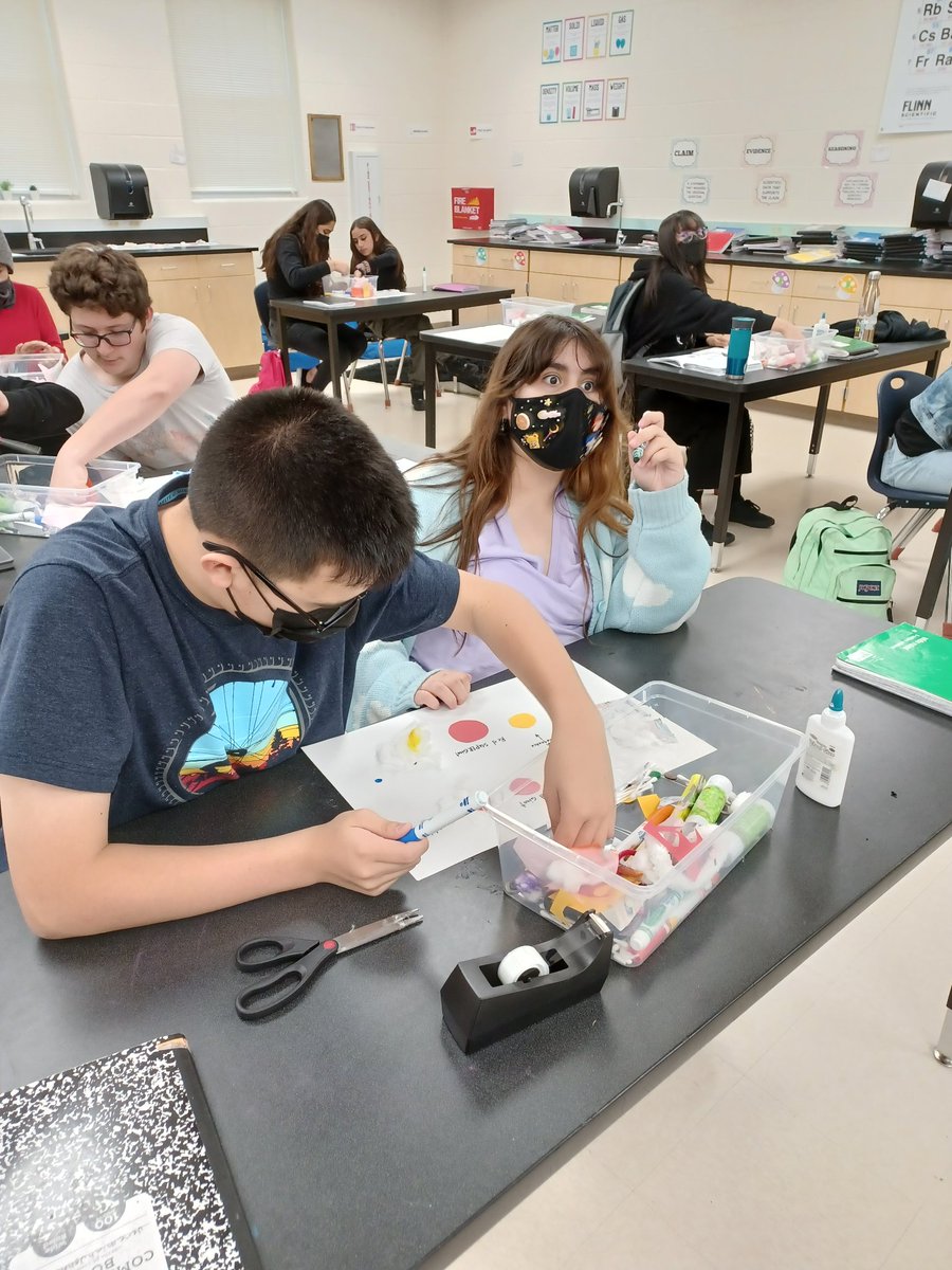 Mrs. Ramirez tweet media