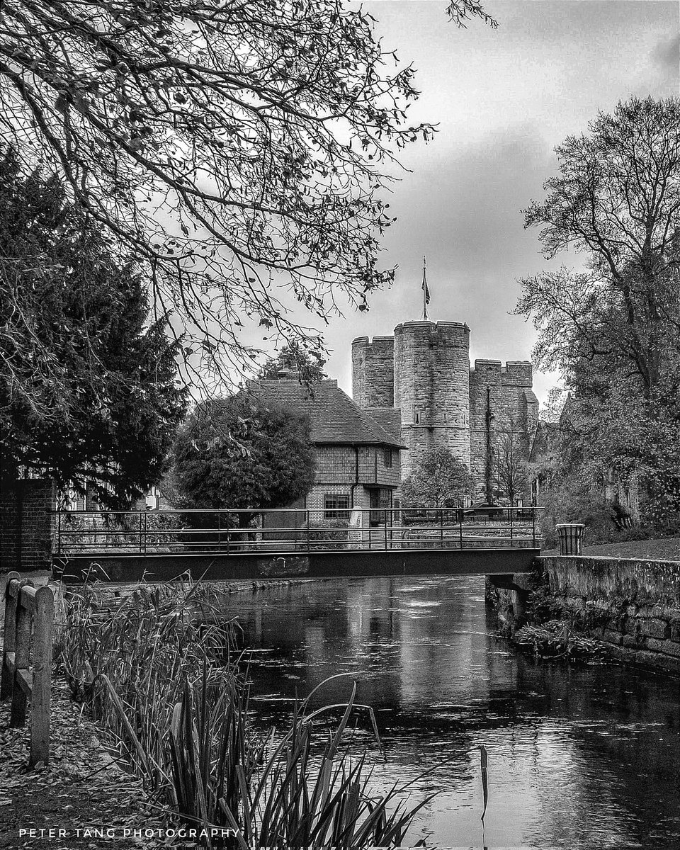 Beautiful Westgate Gardens in Canterbury
#westgategardens #westgatetowers #beautiful #bnwsoul #kentphoto #bnw
#blackandwhitephotography #bnwmood #kentphotography #Canterbury