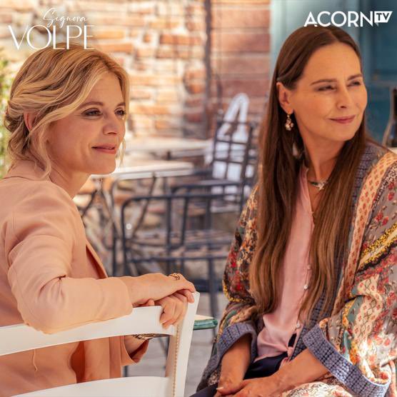 When I read the script of #SignoraVolpe I imagined #TaraFitzgerald playing Isabel, Sylvia’s sister. I’ve always wanted to work with Tara so was absolutely thrilled when she said yes! #sisters #family #italiandrama #crimedrama #AcornTV @AcornTVUK @AcornTV First ep 2 May 22