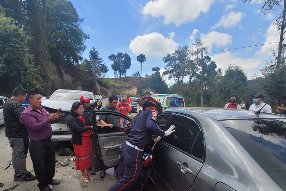 soy_502's tweet photo. 💥 ¡FUERTE ACCIDENTE! ⎮ Carros quedan destruidos en la ruta Interamericana

Una persona resultó gravemente herida tras el percance. Esto se sabe:

https://t.co/dV0BR5JwER https://t.co/mr3GSyeihL