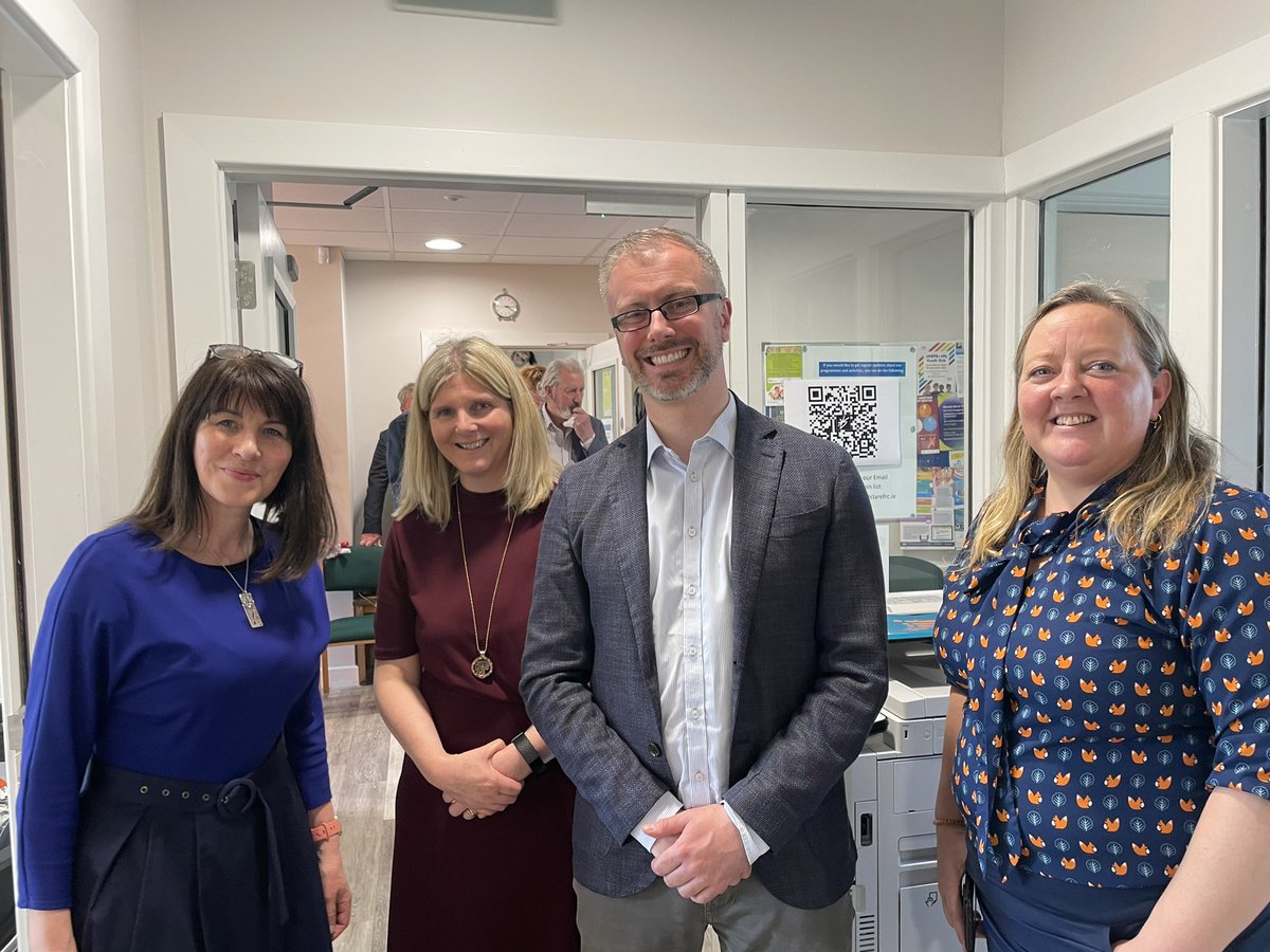 Visited <a href="/northwestclare1/">northwestclarefrc</a> Family Resource Centre with Senator <a href="/RoisinGarvey/">Sen. Róisín Garvey</a> this afternoon. 

Really great work happening from this FRC, it’s staff and team of volunteers, and it was lovely to see one of the workshops being run for young people in action! 🖥✍🏻