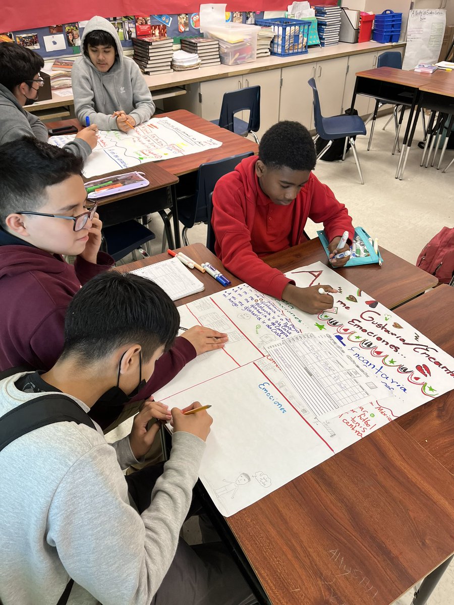 ceciliamewa's tweet photo. Spanish 1 is rocking it today they have to express what others would like/love to do, plus add some emotions and feelings #PosterDesign #applyknowledge #Collaboration #wicor @AVIDjeanie @Bussey_Owlets @BusseyAVID @GISDWorldLang https://t.co/hLn0Isa7Ah