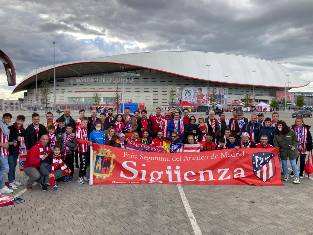 AtletiSiguenza's tweet photo. Forza @Atleti
#UCL #AupaAtleti #AtleticoManCity https://t.co/sIIeTTSdwr