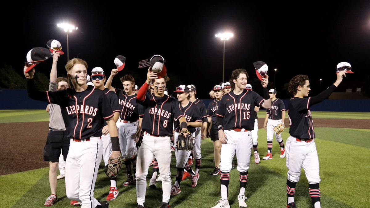 McFarland_Shawn's tweet photo. There's a new No. 1 in 5A. 

Lovejoy — thanks to a couple no-hitters and the big bat of a Baylor signee — rose to the top of this week's Dallas-area baseball rankings, as Rockwall-Heath still sits atop 6A. 

The full breakdown: https://t.co/AHMxVBUP0i https://t.co/Pabnhy4ZvF