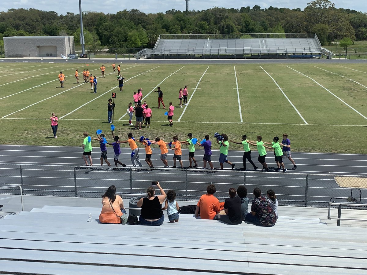 AncloteSharks's tweet photo. AHS Annual Powderpuff game is underway!
#SpringSpiritWeek2022 https://t.co/UIS3YumHOy