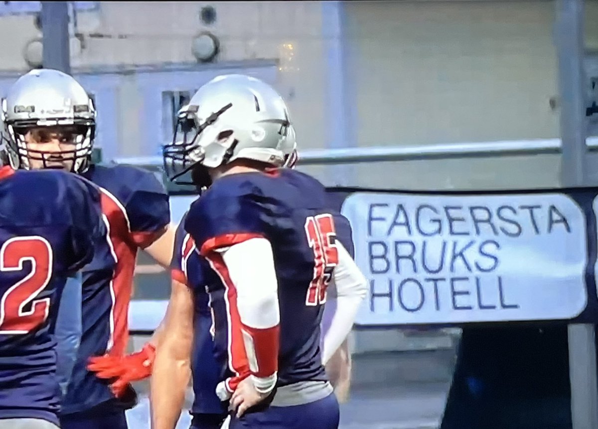 jennifertroeng's tweet photo. Goooooo SMM!! 🏈👏🏻👏🏻👏🏻#smmöverallt #stockholmmeanmachine #fagerstabrukshotell #stoltpartner https://t.co/QxFiVnWuXz