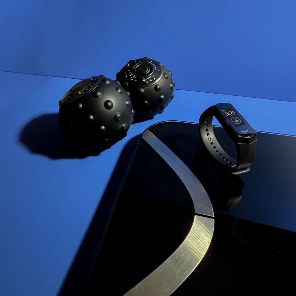 KoreHealth_'s tweet photo. Make the most of your workouts with powerful vibration massage therapy and personalized fitness insights, 24/7 💙 https://t.co/yOgKGBlljf