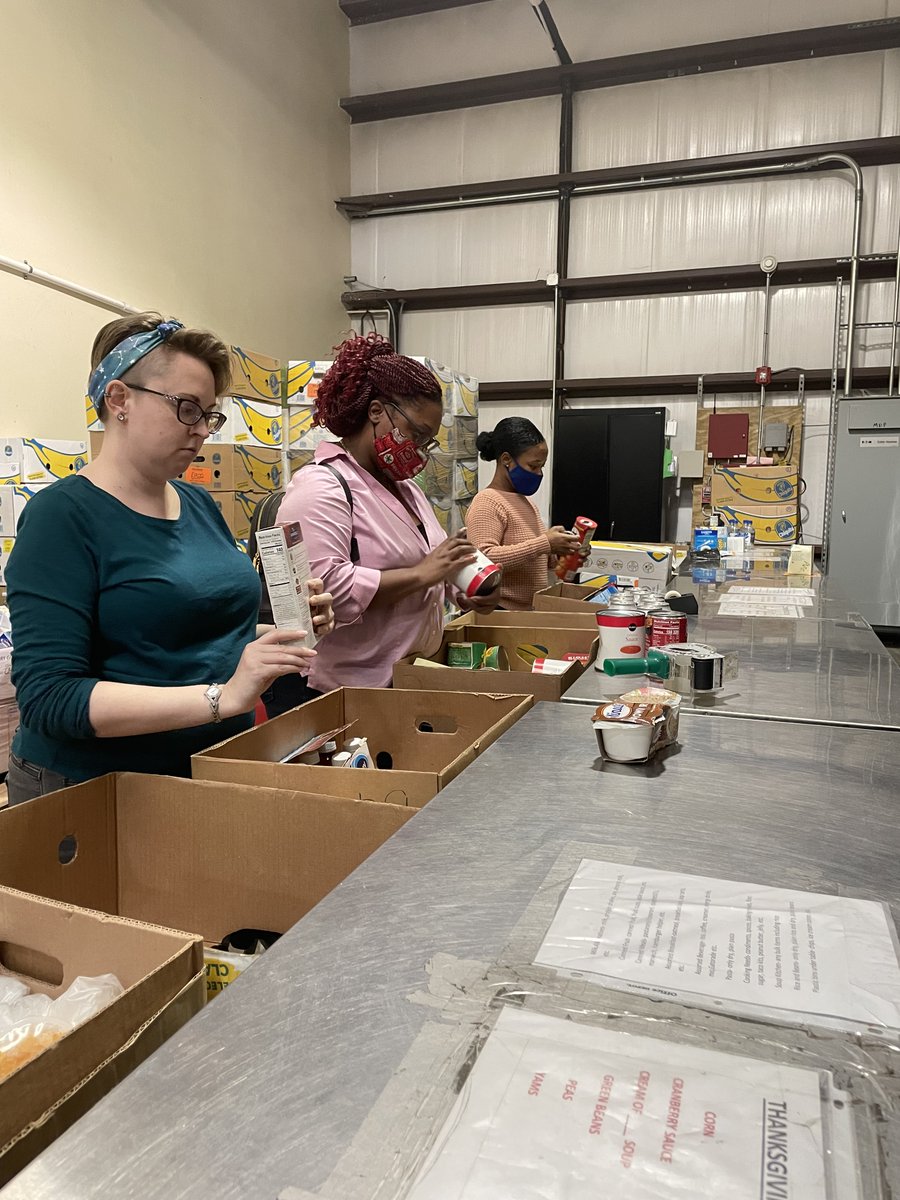 FeedingTheGulf's tweet photo. Thank you @AdamsHomesTweet for spending a few days volunteering with us! They packed 120 boxes for seniors and sorted and boxed over 1,575 pounds of donated food! In total, that is 8,493 meals provided for our communities!

#fighthunger #volunteer https://t.co/Ukf7VQcOfM