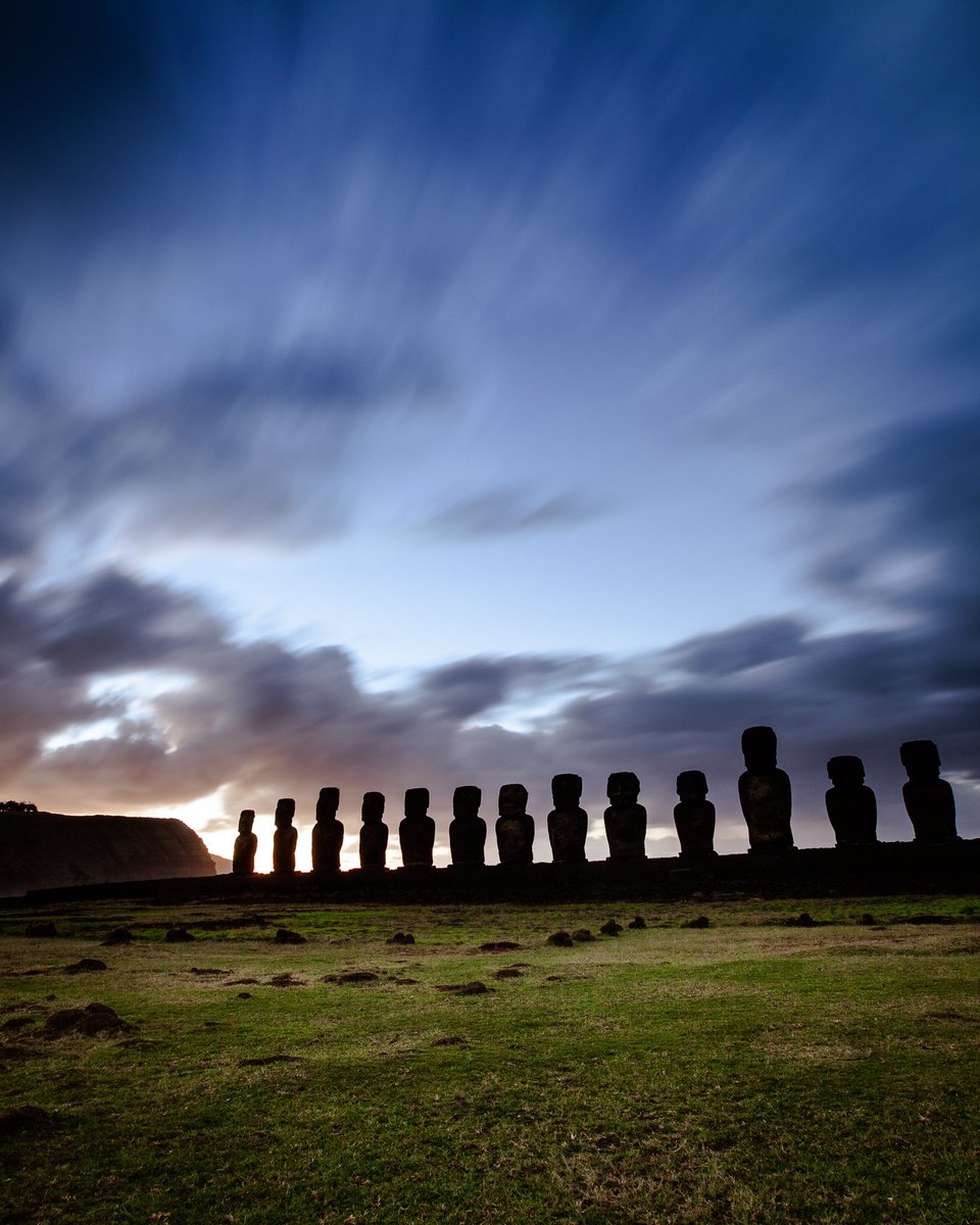 alejpix's tweet photo. As we approach Easter I’ll post tomorrow a long video on my YouTube channel a contemplative and relaxing video with long sequences which I hope will bring you the spirit of this mysterious island. I wanted it to be like if you were there! #easterisland #chile https://t.co/dPN7UJjWYL