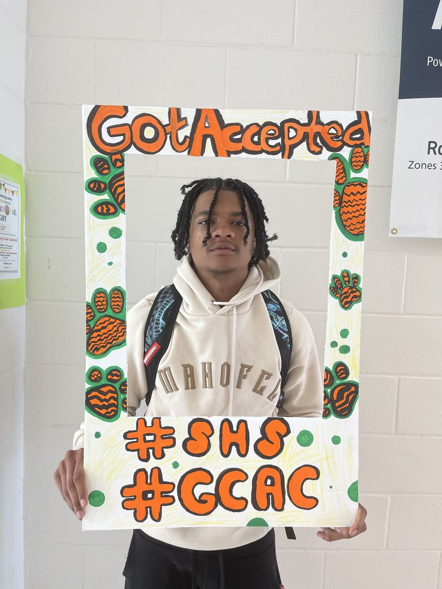 Congratulations to Khalil Stead. He was accepted to Fort Valley State University🎉🎉. Ms.Ross is super proud of you!!