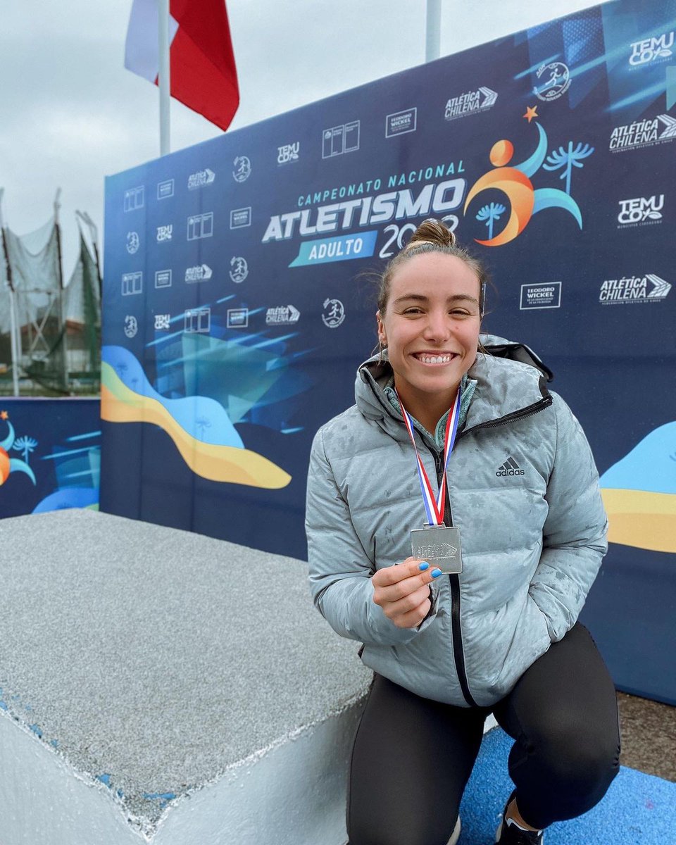 ClubManquehue's tweet photo. ¡Gran actuación de la delegación manquehuina en el Campeonato Nacional de Atletismo!

Nuestros atletas destacaron en este importante certamen y lograron varios podios. Más allá de eso, es un orgullo que nos representen. https://t.co/sQxmBcz0WC

¡FELICITACIONES! https://t.co/1xKq6oJhDM
