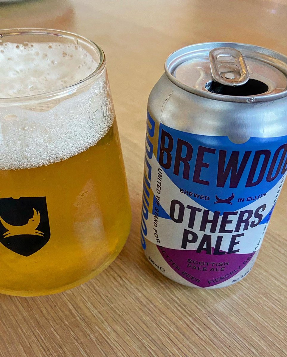 GameStarJedi's tweet photo. #marvel #moonknight Wednesday ๐๐ผ #hunterschicken #homemadebbqsauce #scottishPaleAle #brewdog #teeoftheday A wee midweek beer, tasty food and Moon Knight ๐๐ผ Itโs the little things! https://t.co/O5qownTIll