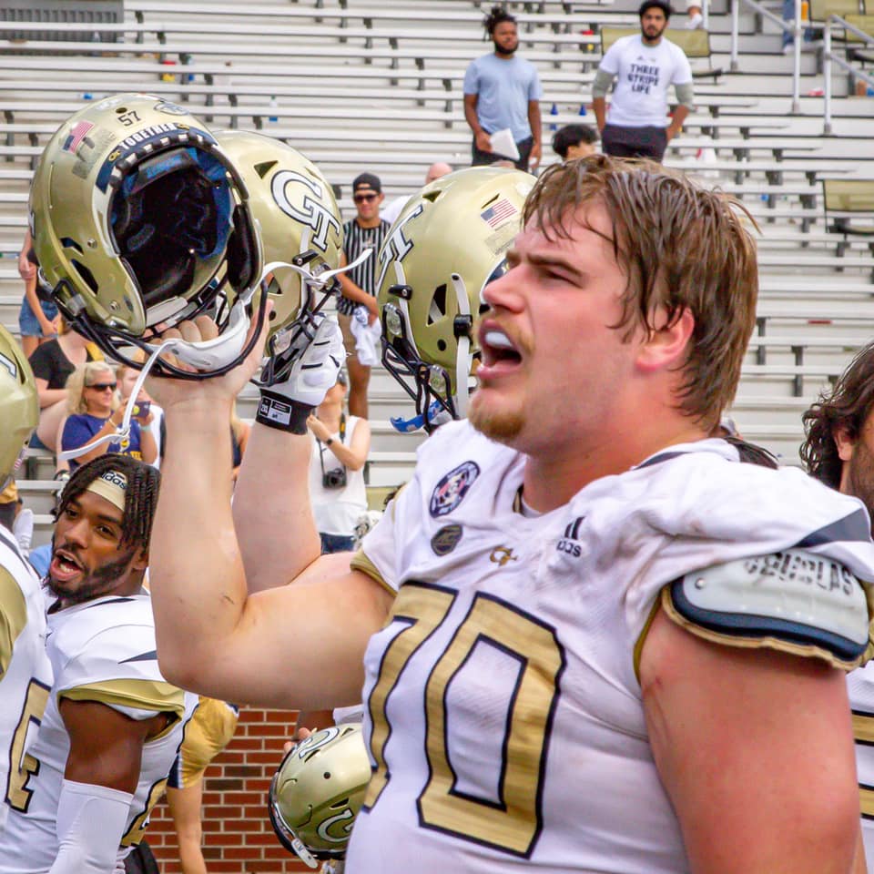 The National Football Foundation & College Hall of Fame announced today the members of the 2022 NFF Hampshire Honor Society including former Yellow Jacket OL Ryan Johnson. This is an award for athletic and academic prowess. Congrats to @ryancj96