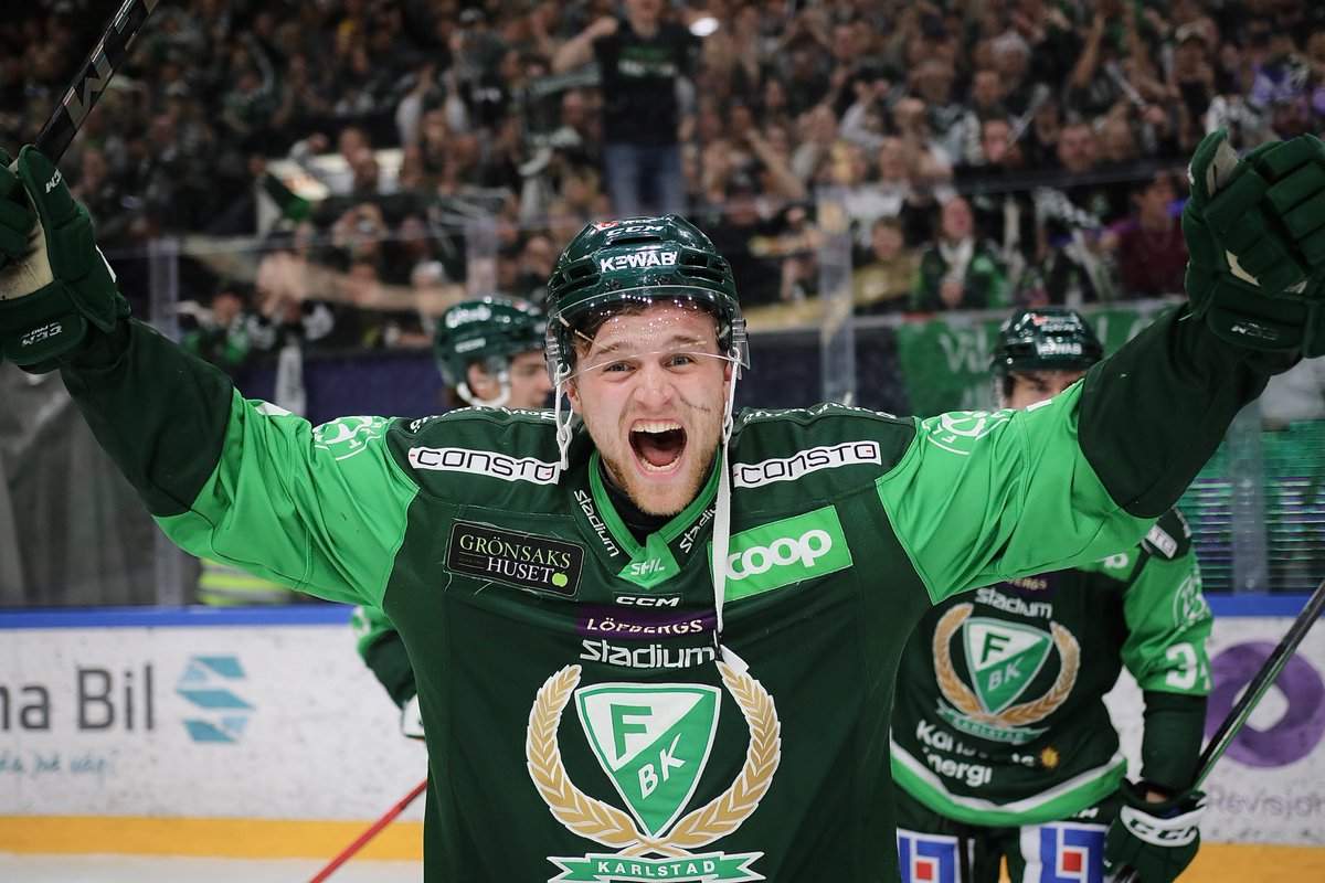 The Wolfpack tweet media