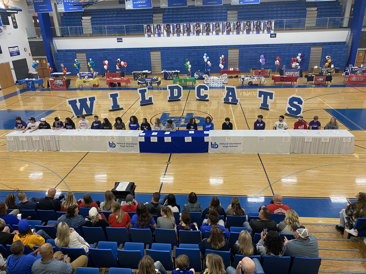 DavidsonHS's tweet photo. Congrats to all 22 of our student athletes today as they commit and sign to play at the college level for next year! Go CATS! @hd_athletics https://t.co/mNYZ7kp2DH
