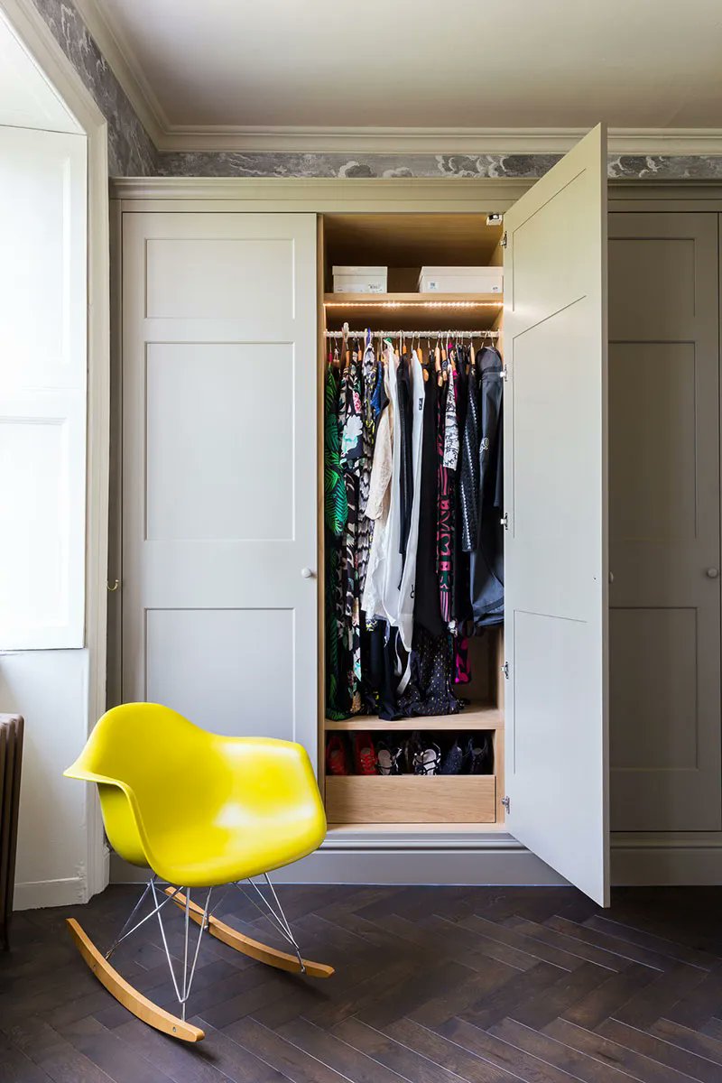 WARDROBE WONDERS Handcrafted custom-made wardrobes and dressing rooms designed to suit your needs, space and budget. buff.ly/2Qk3hhL #arlberrybespoke #bespokeinteriors #handmadefurniture #bespokefurniture #bedroomstorage #wardrobes #wardrobedesign