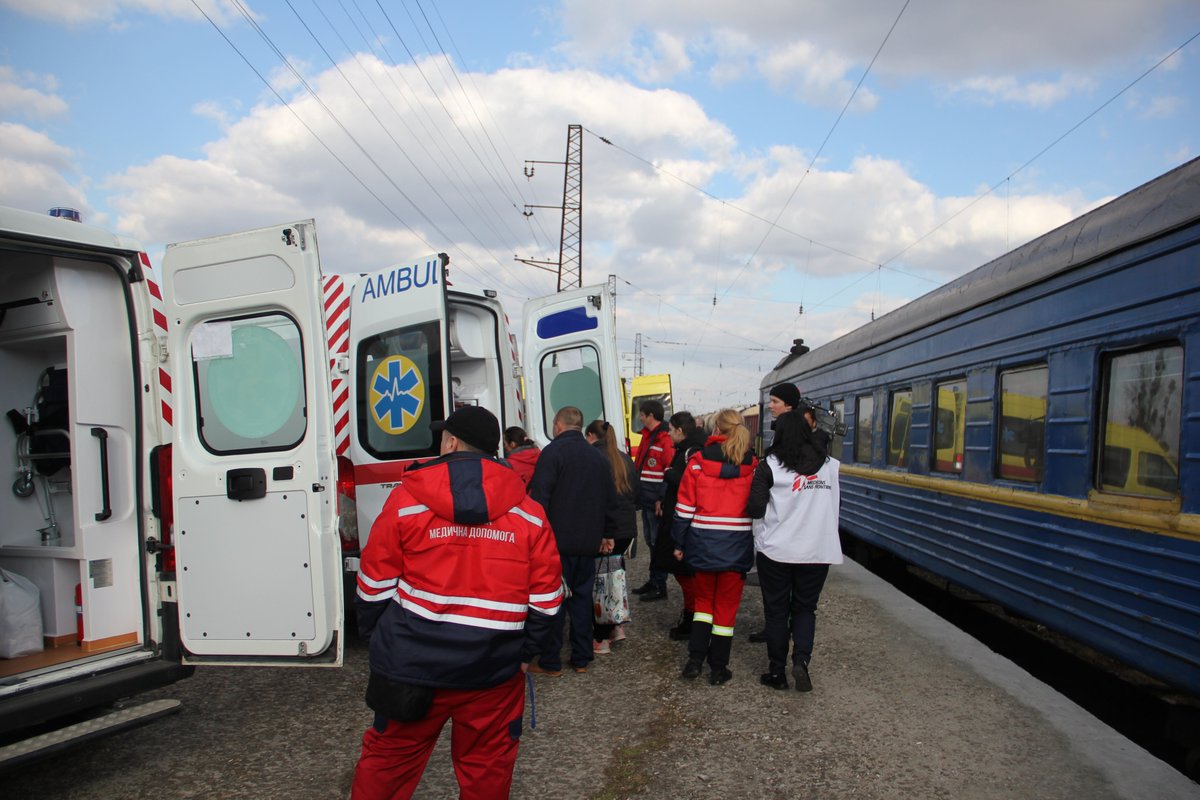 MSF_Ukraine's tweet photo. Fifth #MedicalTrain arrived #Lviv 12 April

11 trauma-wounded, mostly children @ #Kramatorsk station when missile struck on 8 April

78 orphans, from an orphanage in #Zaporizhzhia – 2 months to 3 years old

With family members of the wounded + the director&amp; staff of the orphanage https://t.co/pkhOfxAg1T