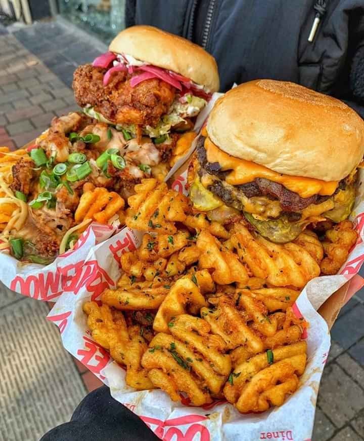 foodeymmm's tweet photo. Eat alone or share? 🔥😋 https://t.co/oCdeaNJXna