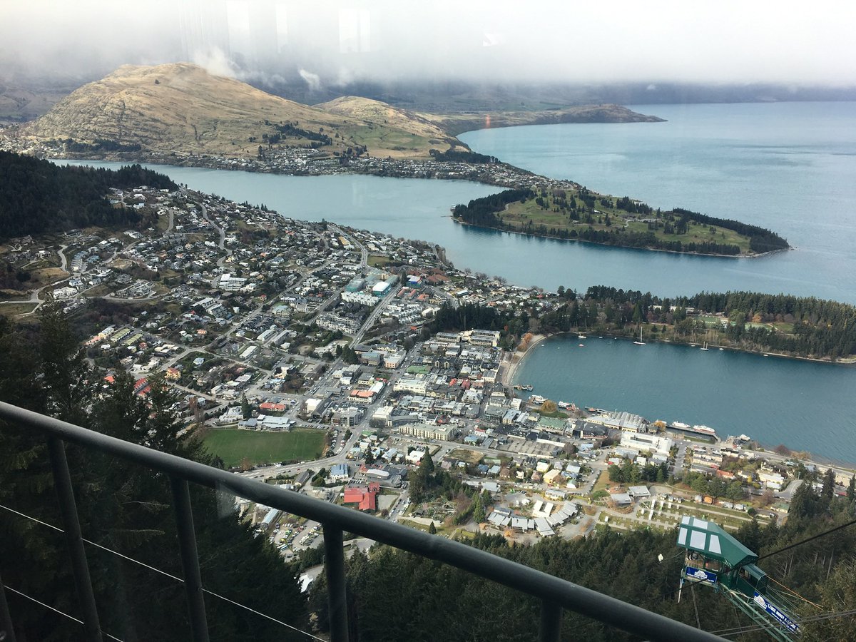 roli_jed's tweet photo. Winter is coming to town.. #queenstown22 https://t.co/k13O71yzud