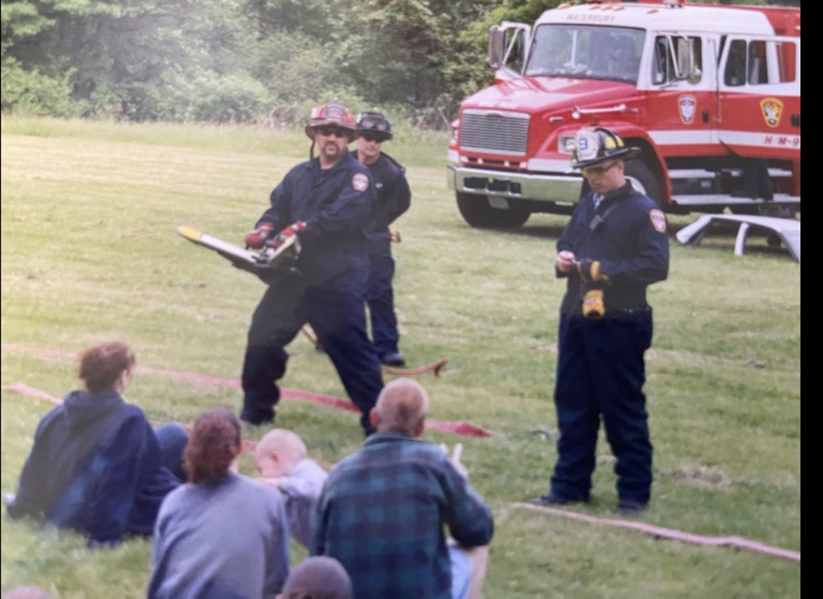 Coach_SCroce's tweet image. Circa 2004 mass casualty demonstration at Hop Brook
#FirefighterForLife