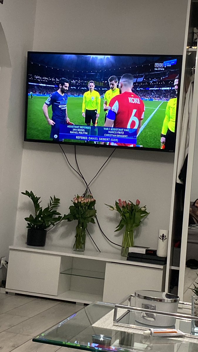 Sieniu98's tweet photo. #teamatleti i widzimy się w pófinale przyjacielu @MaciekBiskup https://t.co/sezJJ9vOnb