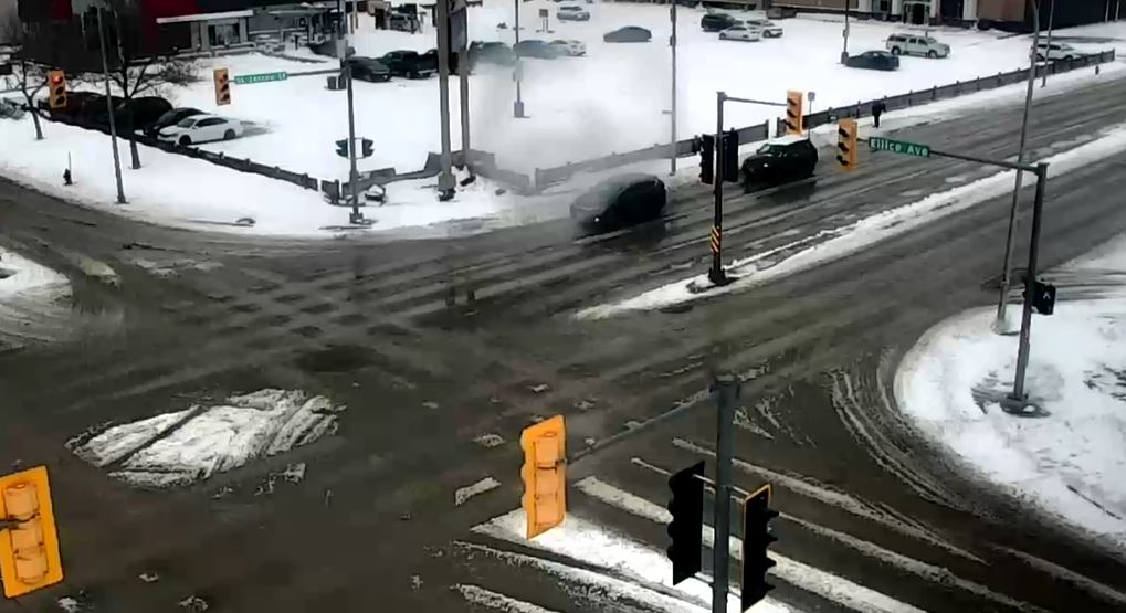 Winnipeg TMC on Twitter "TRAFFIC UPDATE ROAD CONDITIONS Heavy snow on roadways is turning to