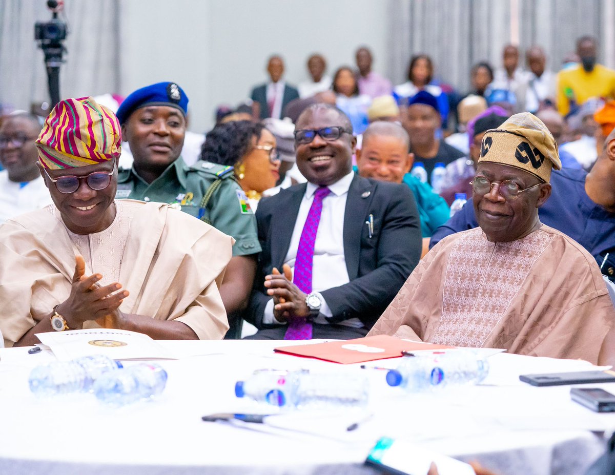 I joined Asiwaju Bola Tinubu today in his consultation with Speakers of State Assemblies of APC states &amp; their deputies hosted by the Speaker of LAHA, Rt Hon. <a href="/mudashiru_obasa/">Mudashiru A. Obasa</a> 

I used the opportunity to attest to the ability of Asiwaju to transform visions and ideas into reality