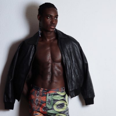 blaize_stephen's tweet image. #NewProfilePic