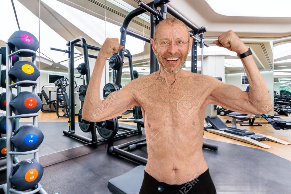 GaryPetersonUSA's tweet photo. Jokes on you, everyone at my gym loves getting #Garyd. https://t.co/Coq2THyJpX