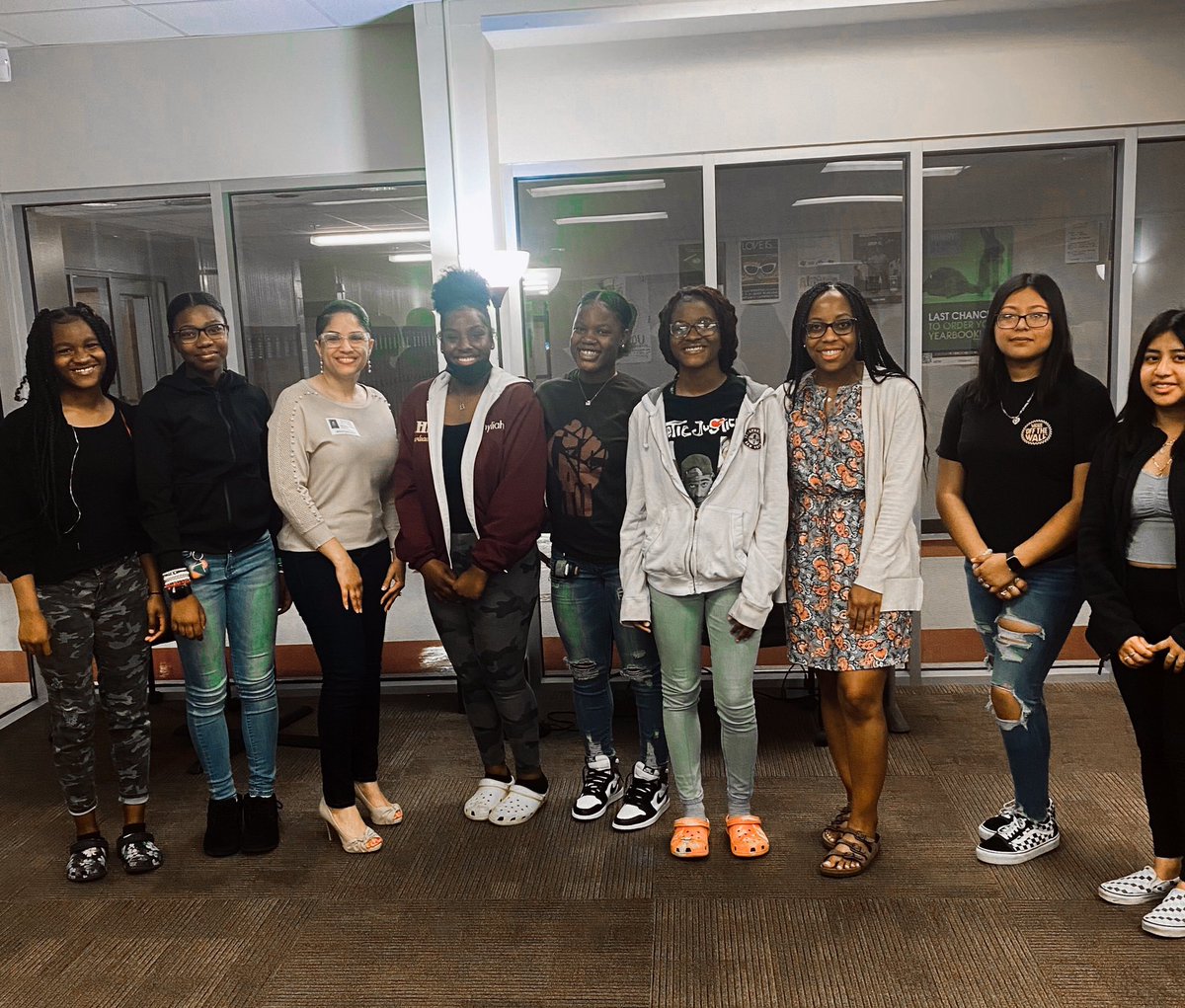 FirstStateCAA's tweet photo. Today’s Teens with Goals Program was held at Milford High School. Special guest Veronica Pitts of Restored Hope Financial Services came in to empower the teens as she shared her wisdom in a discussion called “What I Wish Someone Would Have Told Me”.
#communityactionworks https://t.co/pRNMV3imeR