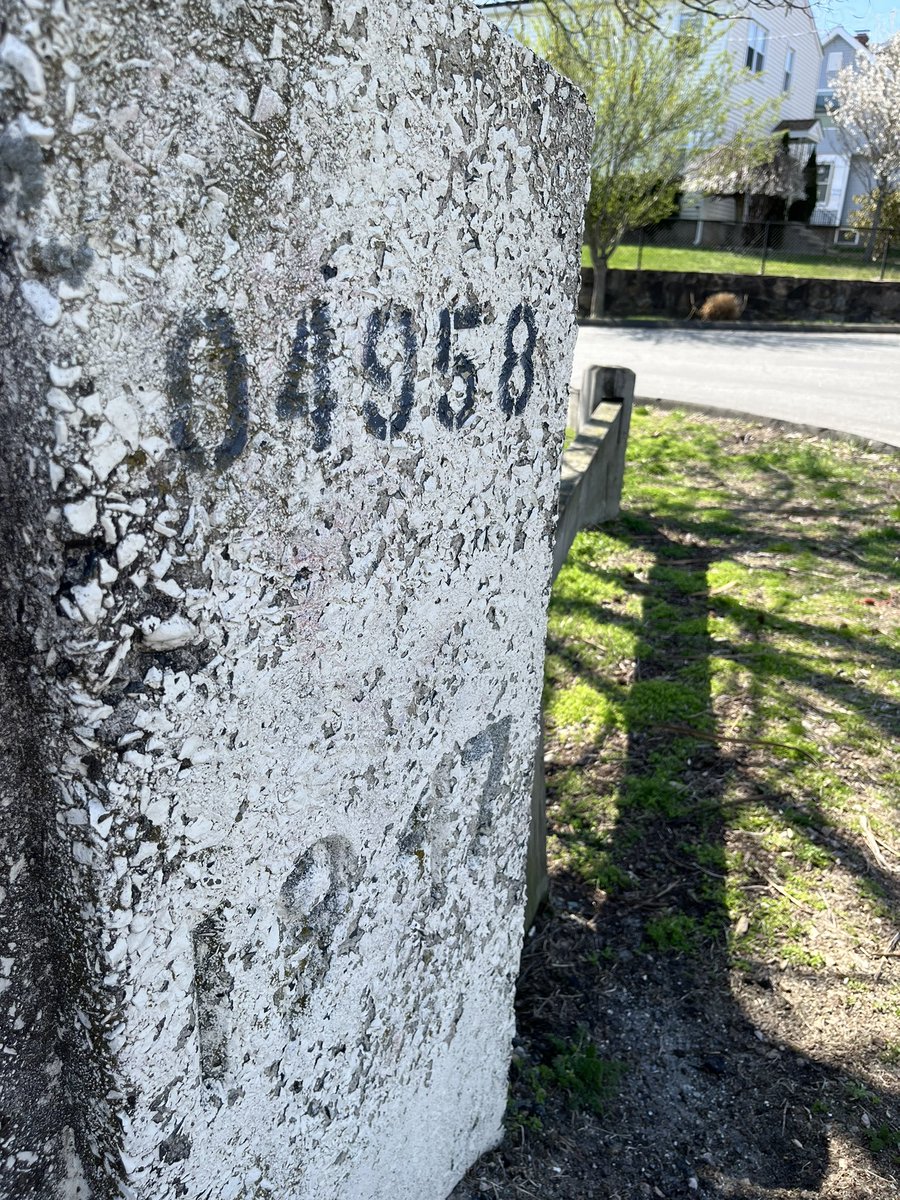 kristencusato's tweet image. 1947. ‘Twas a good year. #AprilTextureChallenge