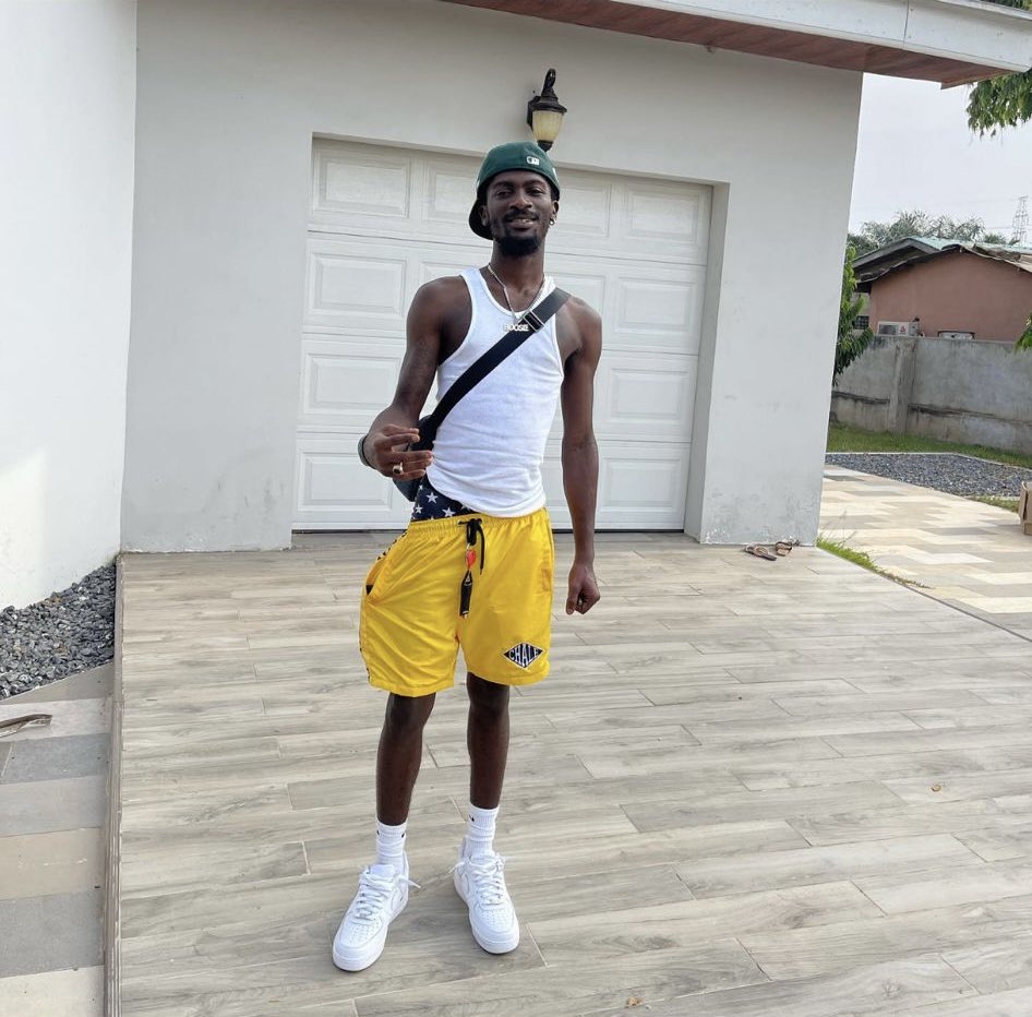 Summer is that you 👀🏖 Quote this tweet with colors you want to see in our shorts #BlackSherif #BuyBlack #DogsofTwittter #TheKardashian #ThisMorning