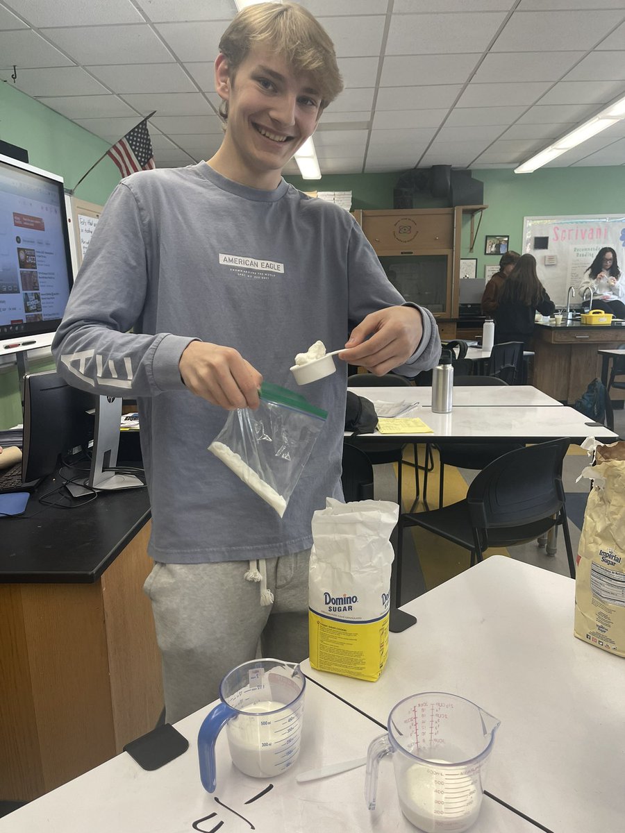 Miss Ferruzzi tweet media