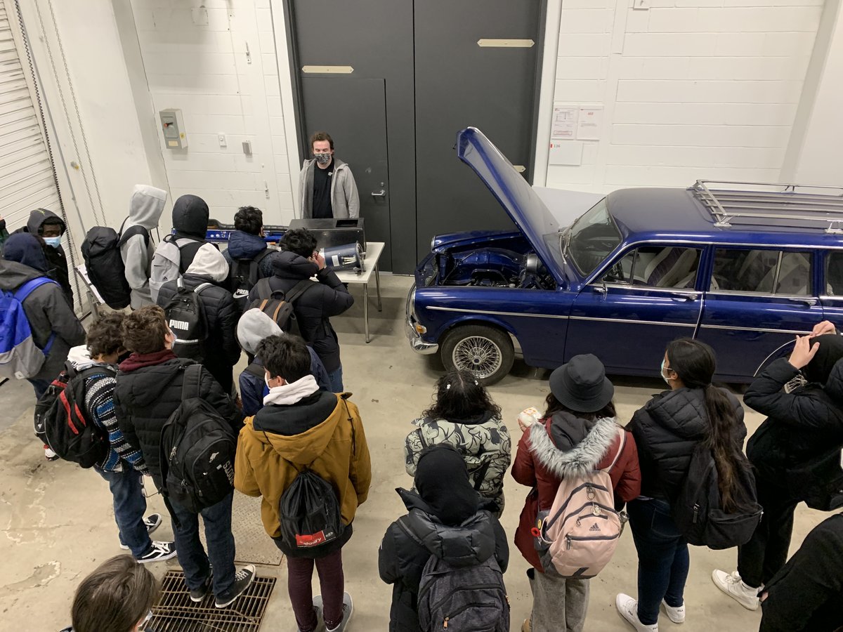 insideeducation's tweet photo. Our newest program - Regional #Gener8Summit is up and running in #YYC today. 75 jr/sr high schools participating in a series of๐ presentations this morning and tours this afternoon! Thx to @UCalgary solar and re-electric car teams, @GBTgreenbuild + @SkyFireEnergy for hosting! https://t.co/VempD6eLDy